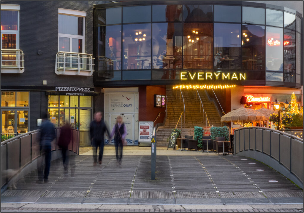Cardiff Bay by Dave Russell