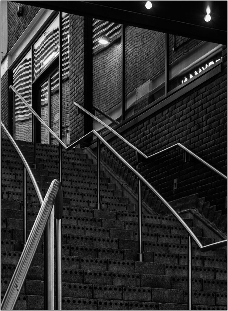 Cardiff Bay by Dave Russell