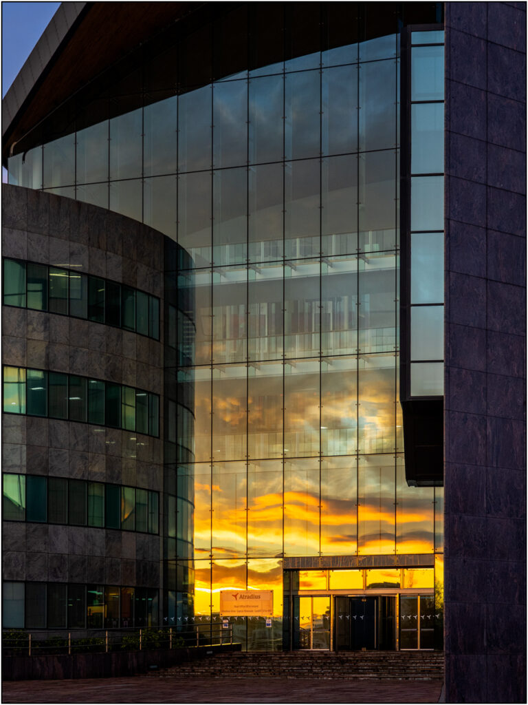 Cardiff Bay by Dave Russell