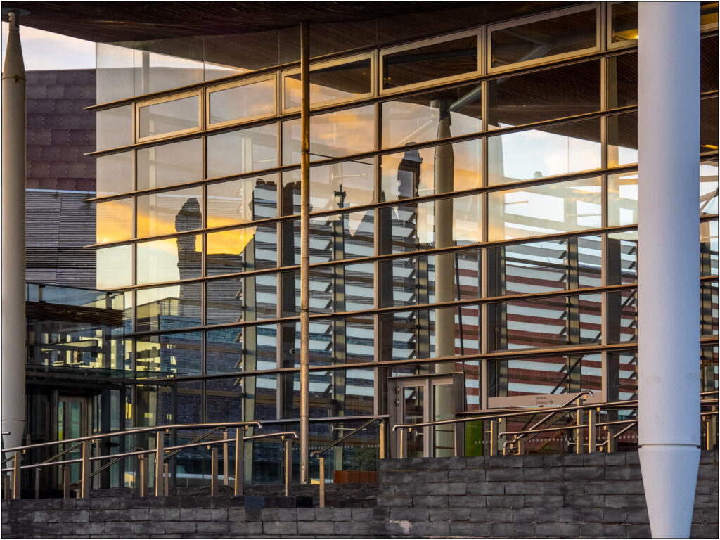 Cardiff Bay by Dave Russell