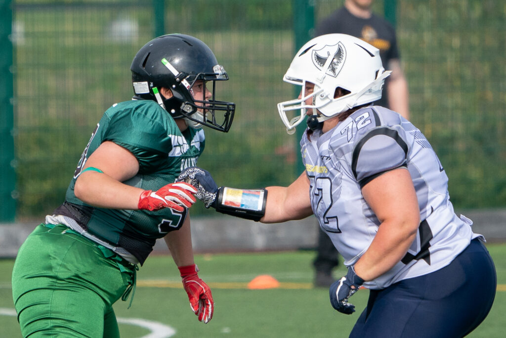 American Football (Oct 2021) - Cardiff Valkyries vs Portsmouth Dreadnoughts (4 of 12) by Niall