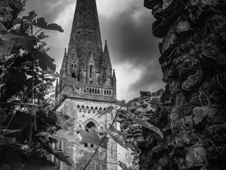 Llandaff Cathedral by Jiping Bai
