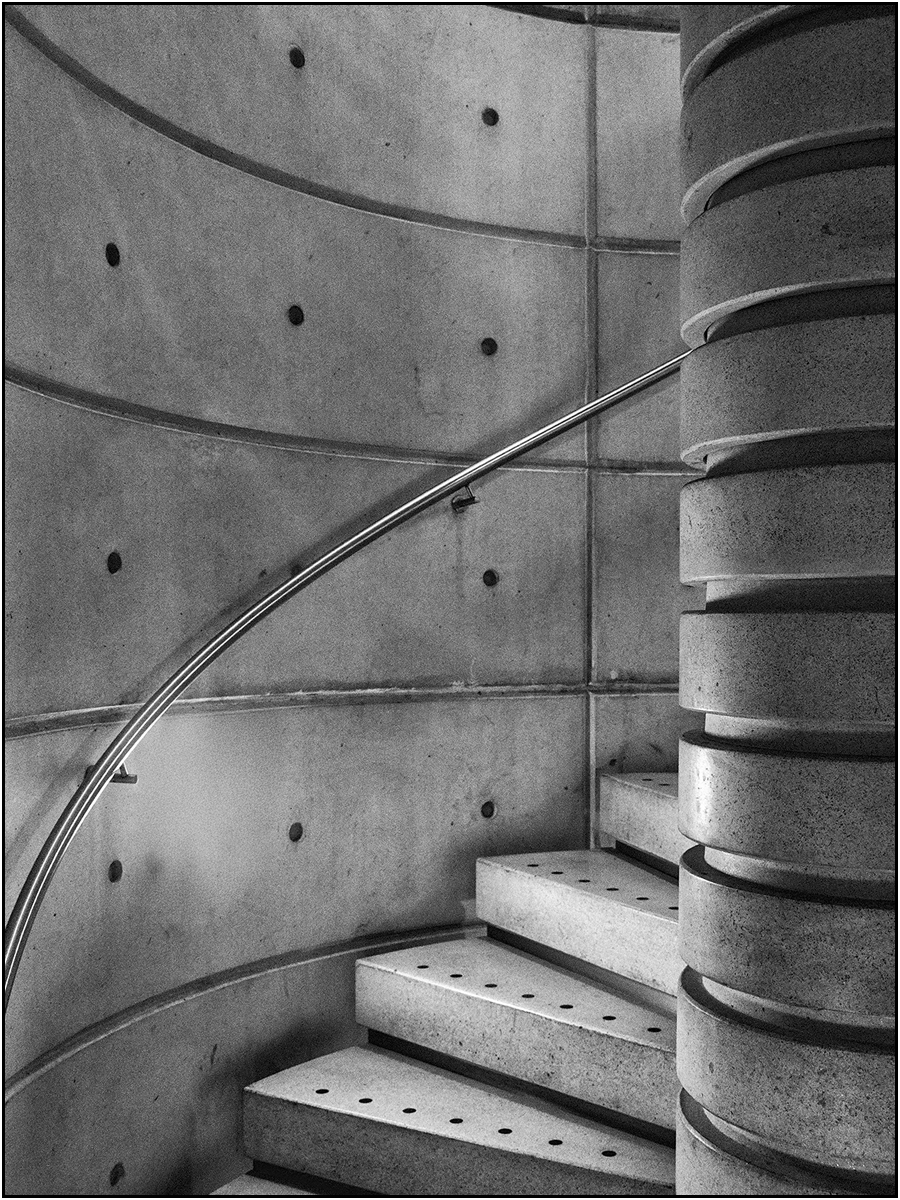 _Up Stairs_Dave Russell AFIAP